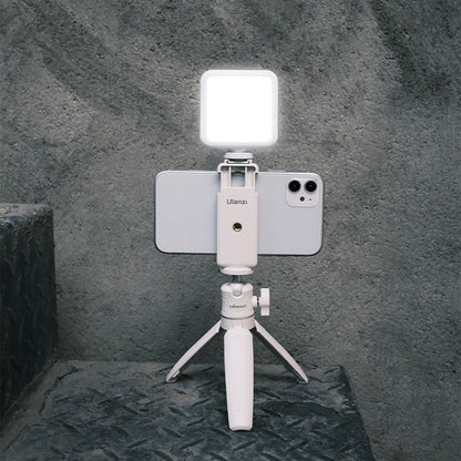 Ulanzi VL49  6W Small LED Video Light 5500K Dimmable Photography Soft Light Vlog Fill Light